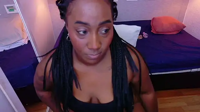 kiara_evanss webcam