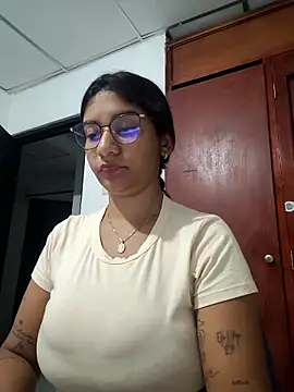 Sofythom1 webcam