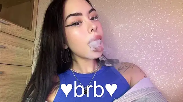 baby__kim webcam