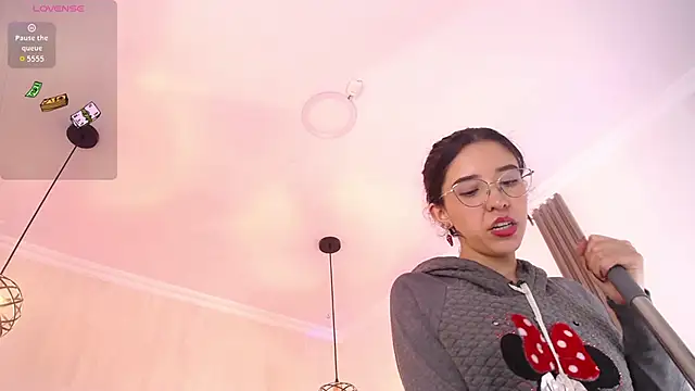 Amara_Davis1 webcam