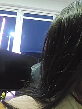 Pretty_Julieta webcam