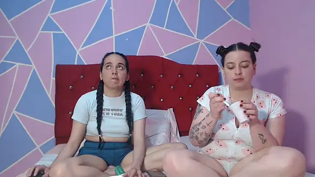 Lola_barbara webcam