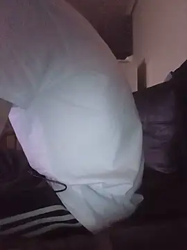 SinisterRefund webcam