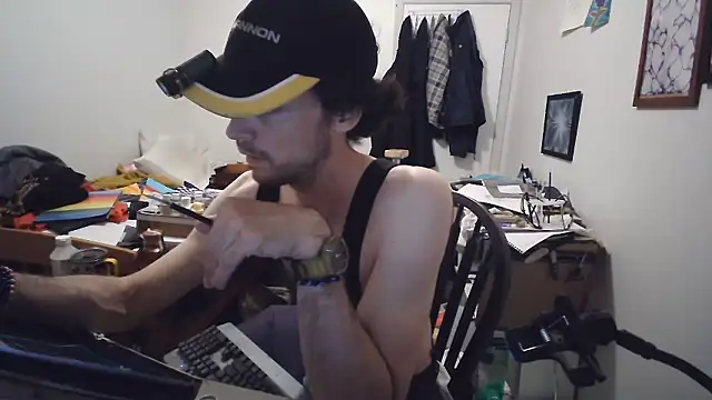 JohnnyMoves