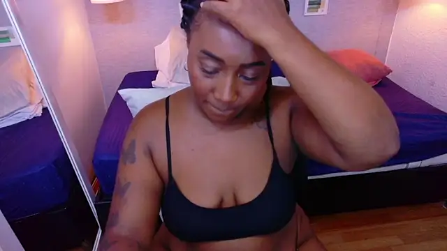 kiara_evanss webcam
