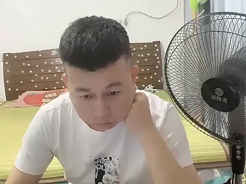 zzj_4718 webcam
