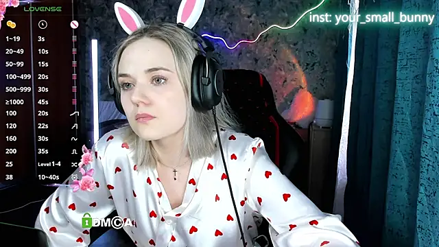 Your_small_bunny webcam