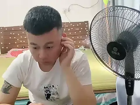 zzj_4718 webcam