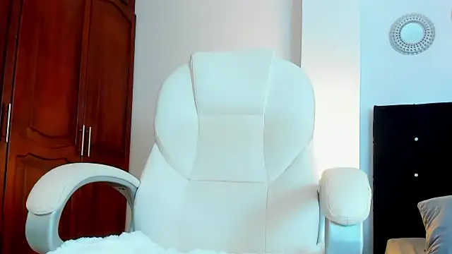 kathyajhonss webcam