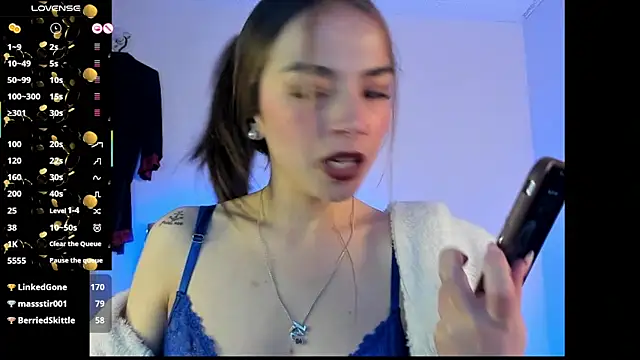 Mia_Victoria22