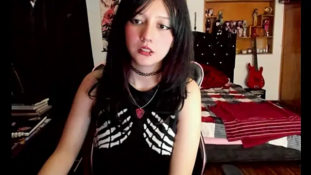 Maki_Zein_ live cam