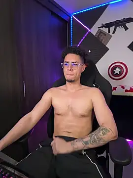 bigryann23 (M young) - STROKE HARD + CUM SHOW