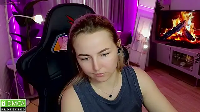 Mira_Mermayd webcam
