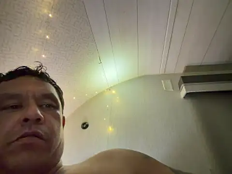 Ryanandtasha7877 webcam