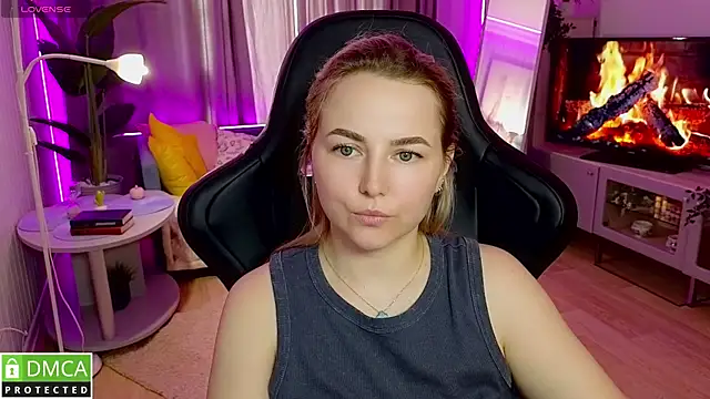 Mira_Mermayd webcam