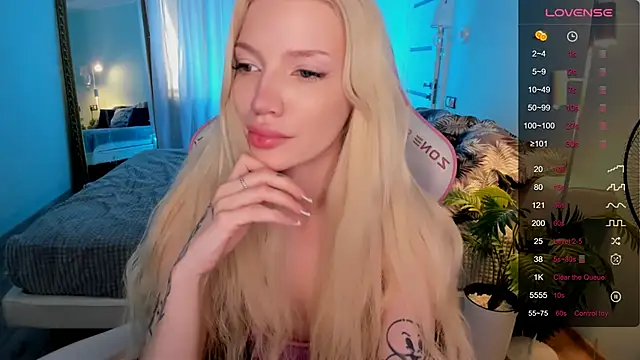 AnyaTaylor_ webcam