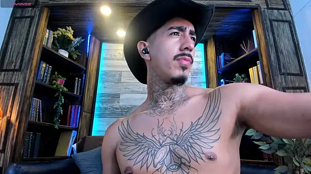 Donovan_Desmond webcam