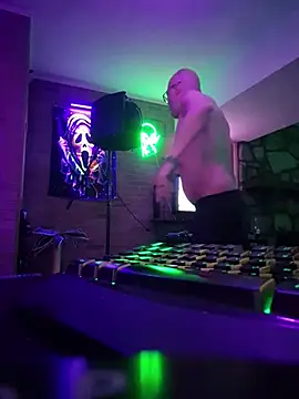 chronic_vibez webcam