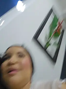 Pretty_Julieta webcam