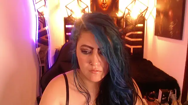 scarleth_blue webcam