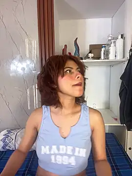 Eva_Feller69
