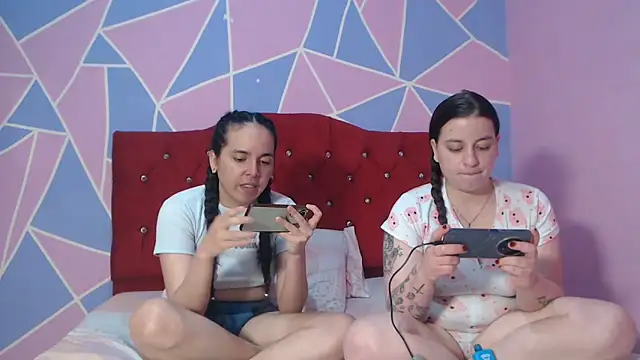Lola_barbara webcam