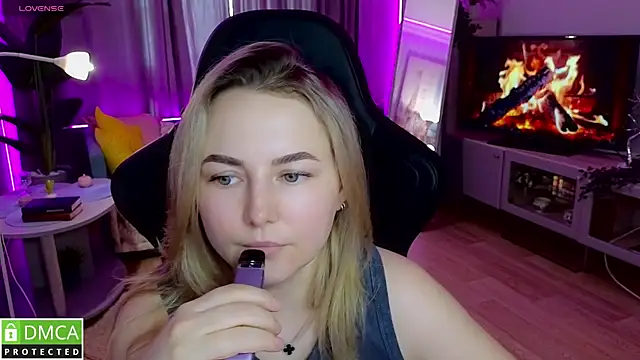 Mira_Mermayd webcam