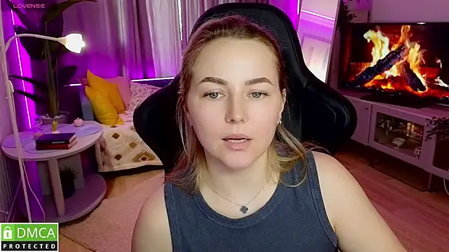 Mira_Mermayd webcam