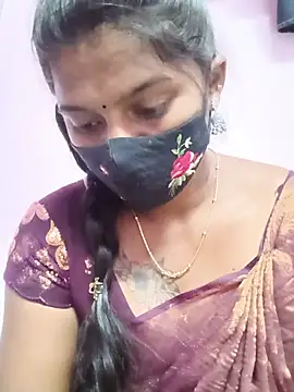 CuteDevilAnu webcam