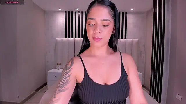 LucyCarter1 webcam