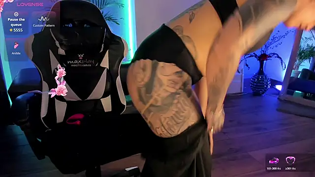 Megan_inked webcam