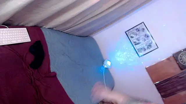 NathalieMea webcam
