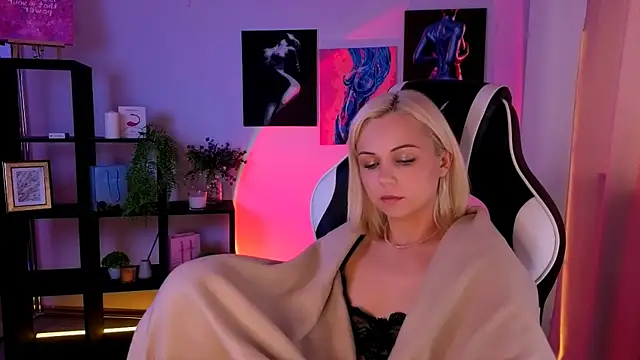 ElenaMonroe webcam