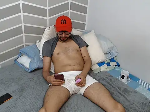 thomass1018 webcam