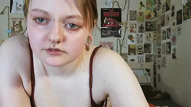 WonderConnie1 webcam