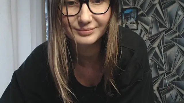 NikkiKiss___ webcam