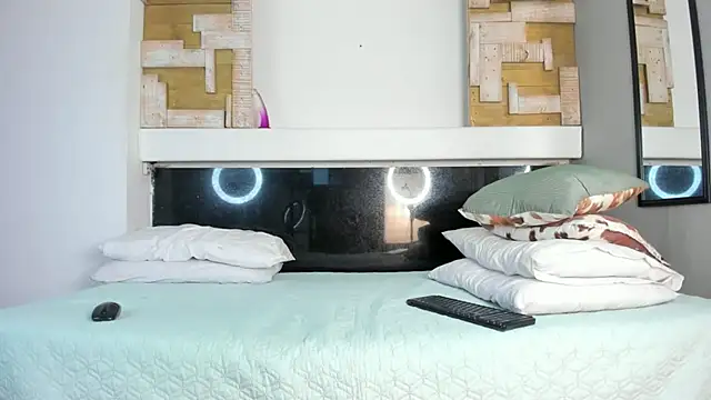 Perverse_Light webcam