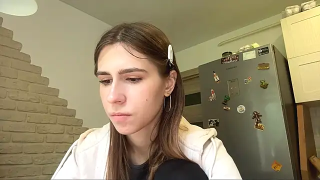 ZaraGuyette webcam