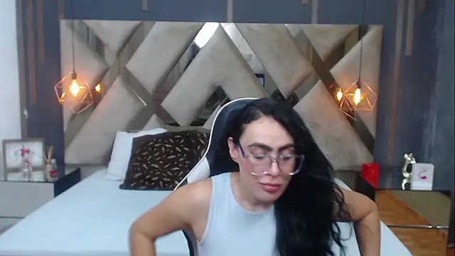 MartinaaFit webcam