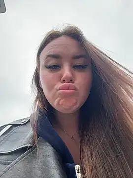 KiraSunshine webcam