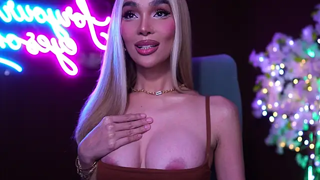 xxforyoureyesonlyxx webcam