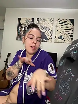 mamachulita - Mamachulita's free webcam - UK Sex Cams