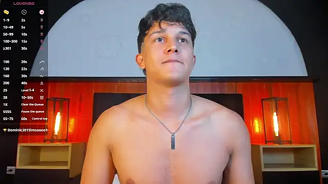 Leo_Savage_ webcam