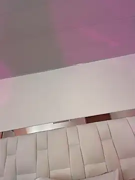 AliciaWhite_nt webcam