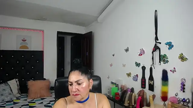 mature_bigboobs10 webcam