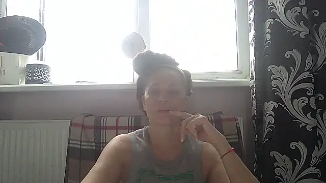 LindaStarS webcam