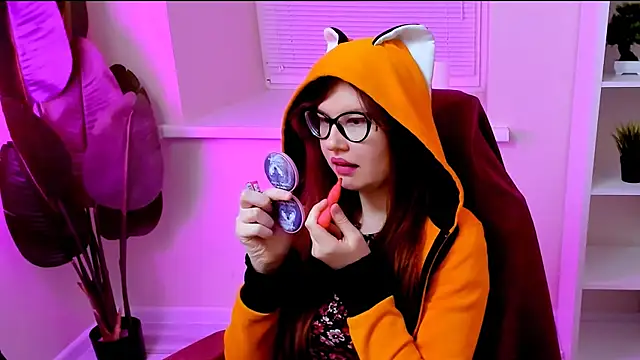 CarolGiggly webcam