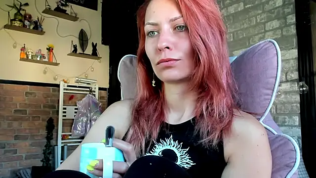 karo123421 - Karo123421's free webcam - UK Sex Cams