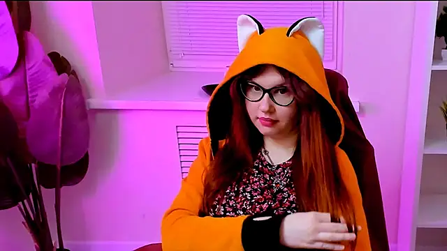 CarolGiggly webcam