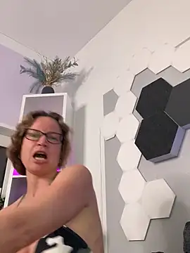 AnnikaRose webcam
